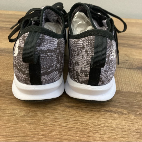 New Balance Women’s Fuel Core Nergize Running Shoes - Picture 4 of 10